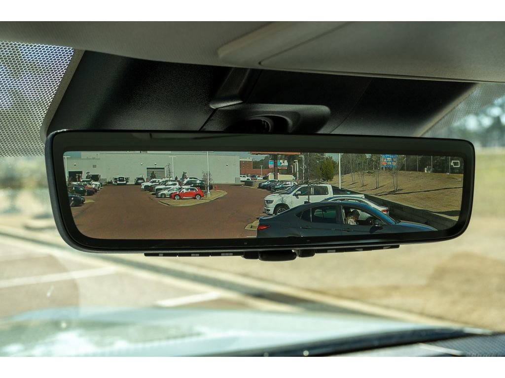 Used 2024 Toyota Tundra Limited image 25