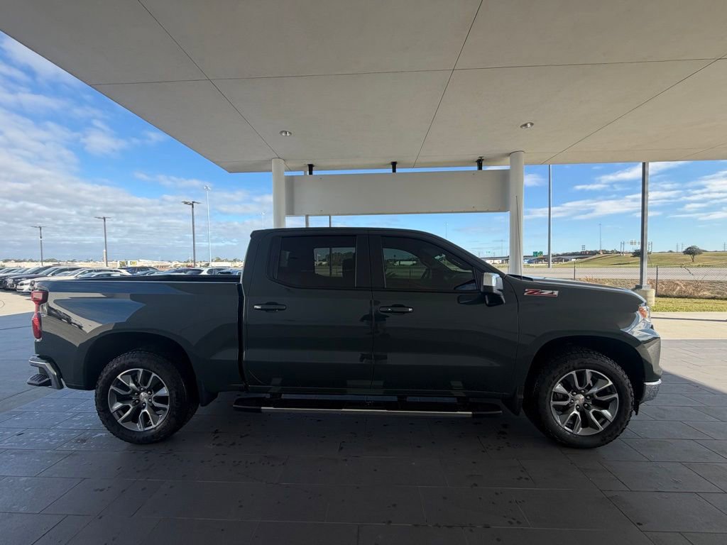 Used 2026 Chevrolet Silverado 1500 LT image 5