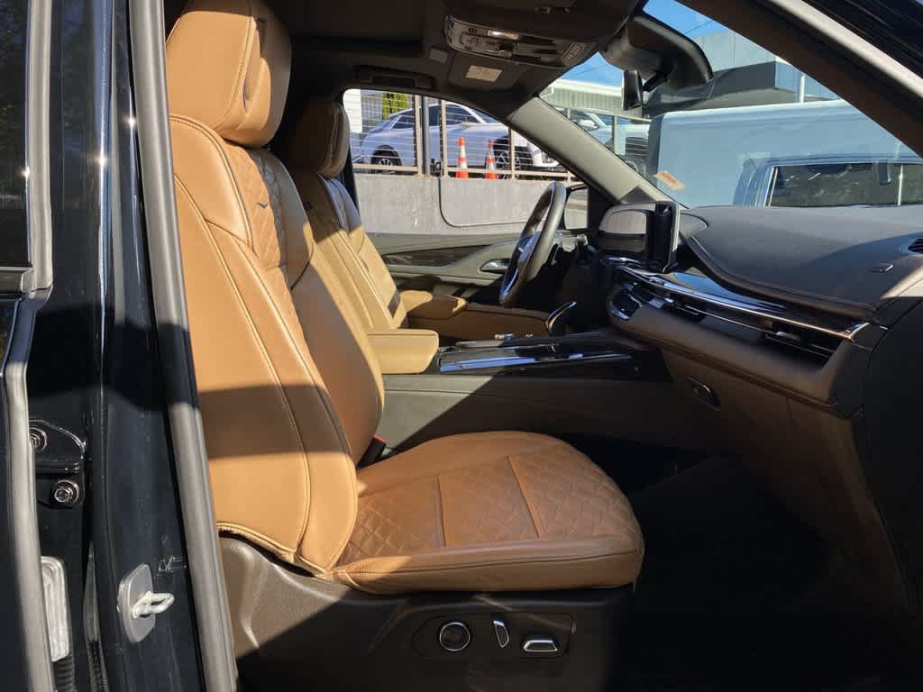 Used 2023 Cadillac Escalade ESV Sport w/ Touring Package AWD/4WD image 17