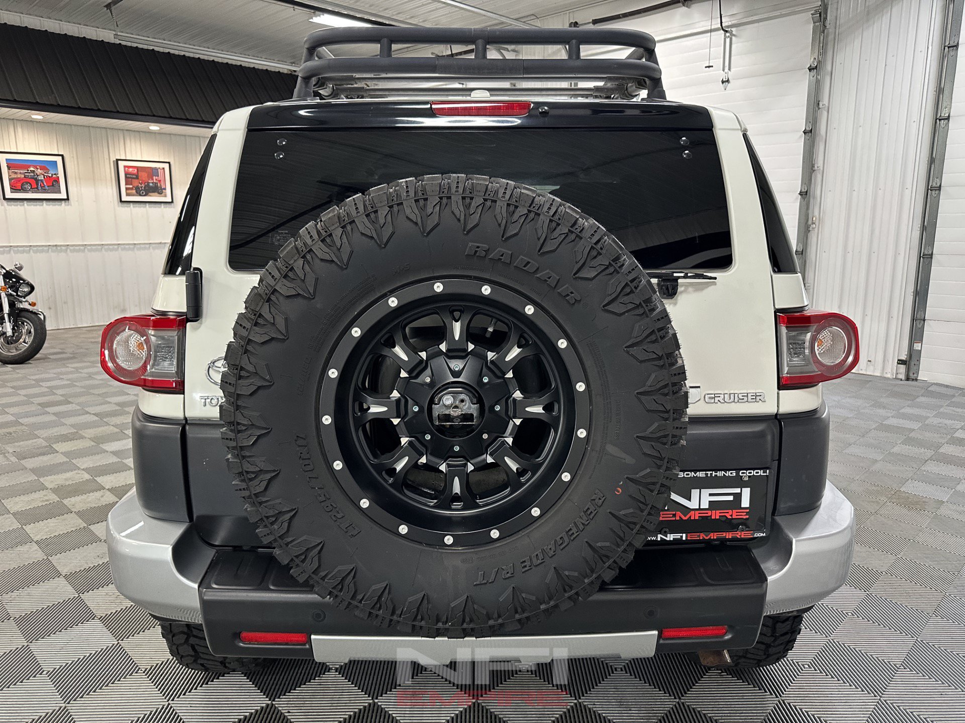 Used 2013 Toyota FJ Cruiser 4WD w/ Upgrade Pkg image 9