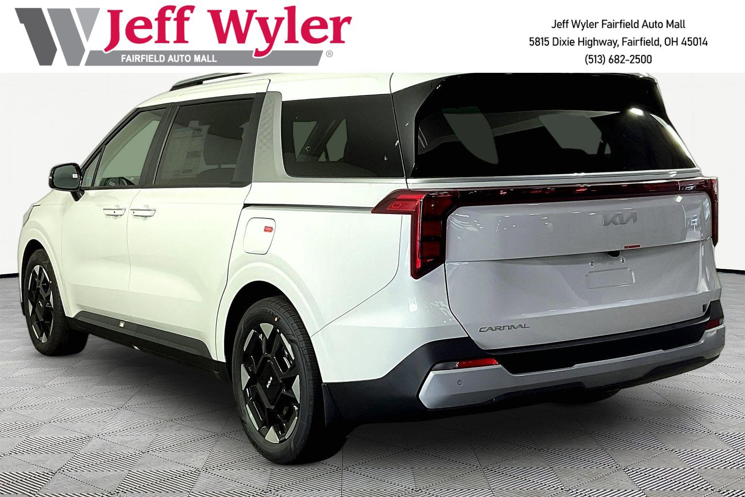 New 2026 Kia Carnival EX FWD image 4