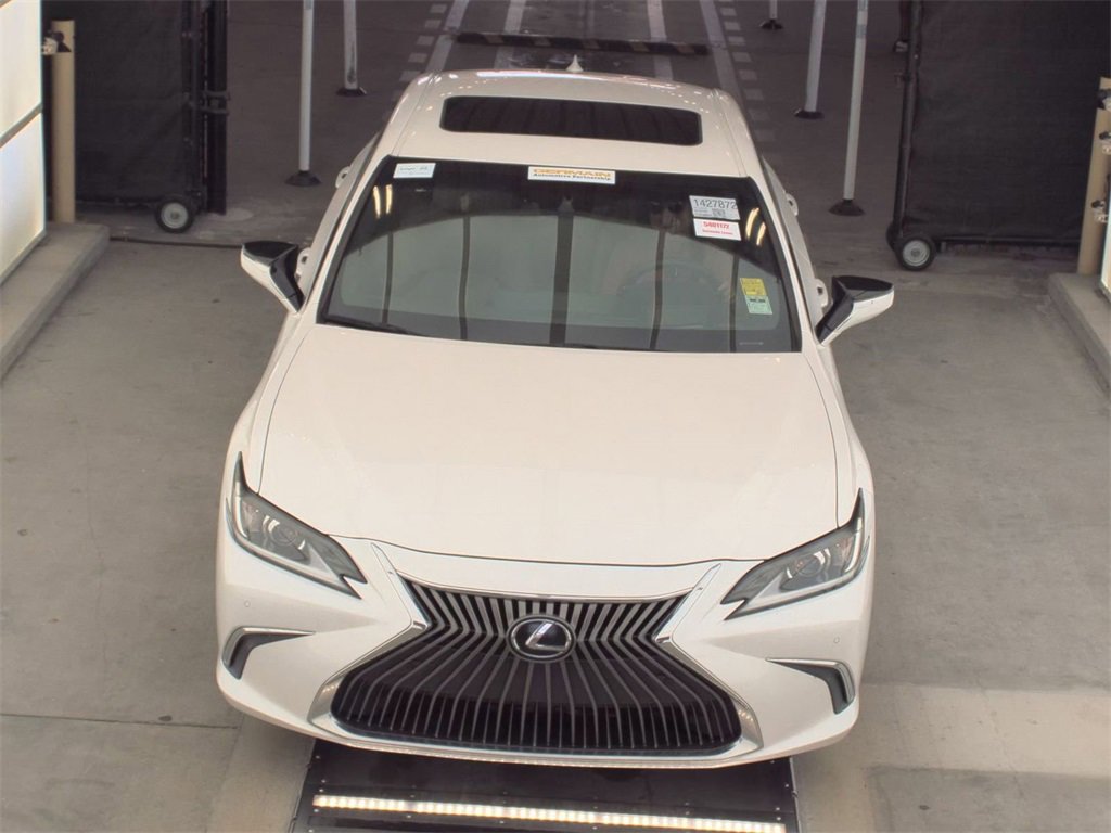 Used 2020 Lexus ES 350 Luxury w/ Accessory Package 2 image 2