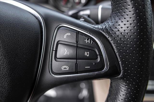 Used 2018 Mercedes-Benz CLA 250 4MATIC image 15