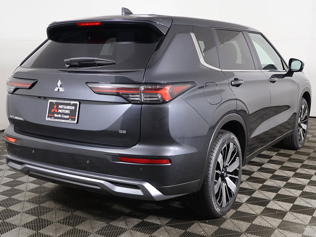 New 2026 Mitsubishi Outlander SE FWD image 12