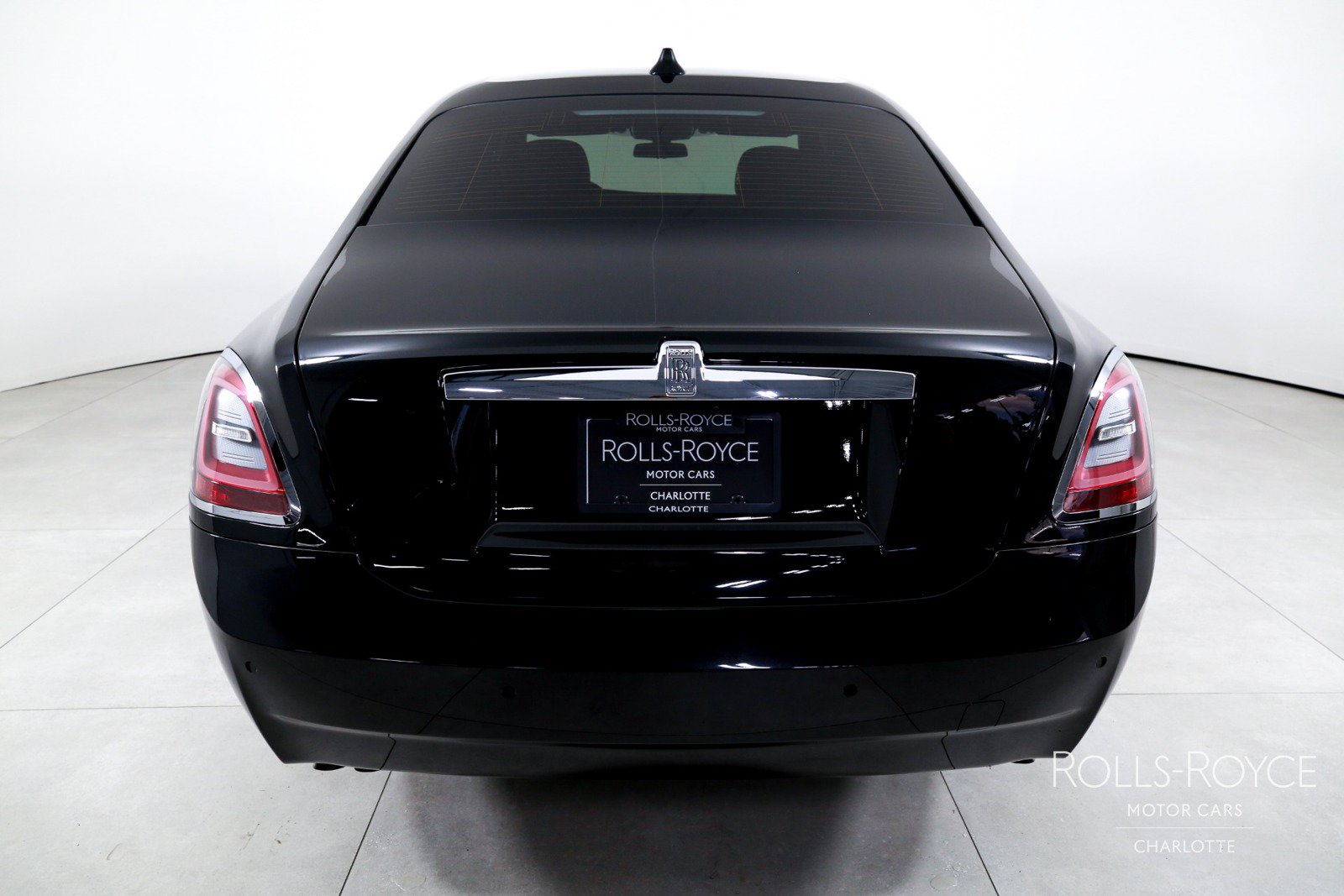 Certified 2022 Rolls-Royce Ghost AWD/4WD image 9