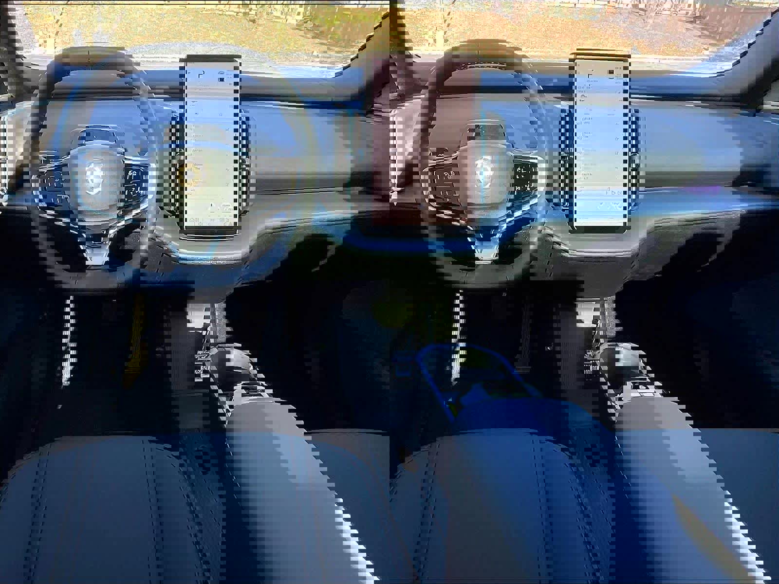 New 2026 Volvo EX30 Ultra w/ Protection Package Premier image 15