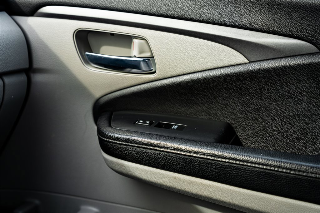 Used 2016 Honda Pilot EX-L image 26