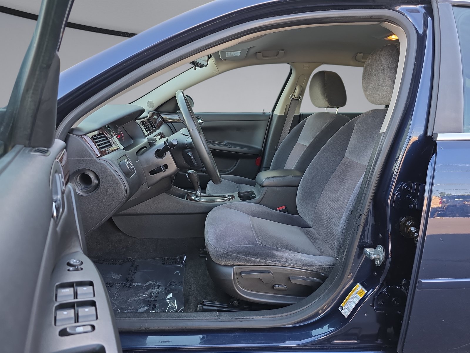 Used 2012 Chevrolet Impala LT FWD image 19
