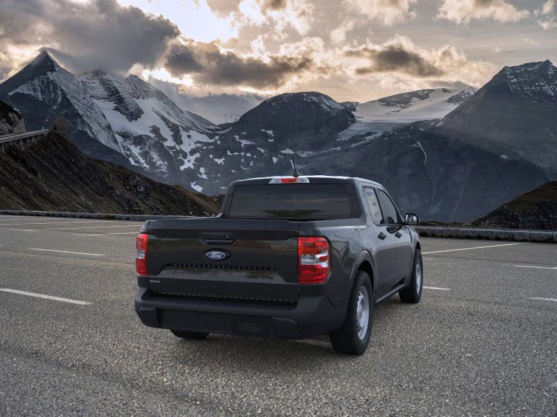 New 2026 Ford Maverick XL image 8