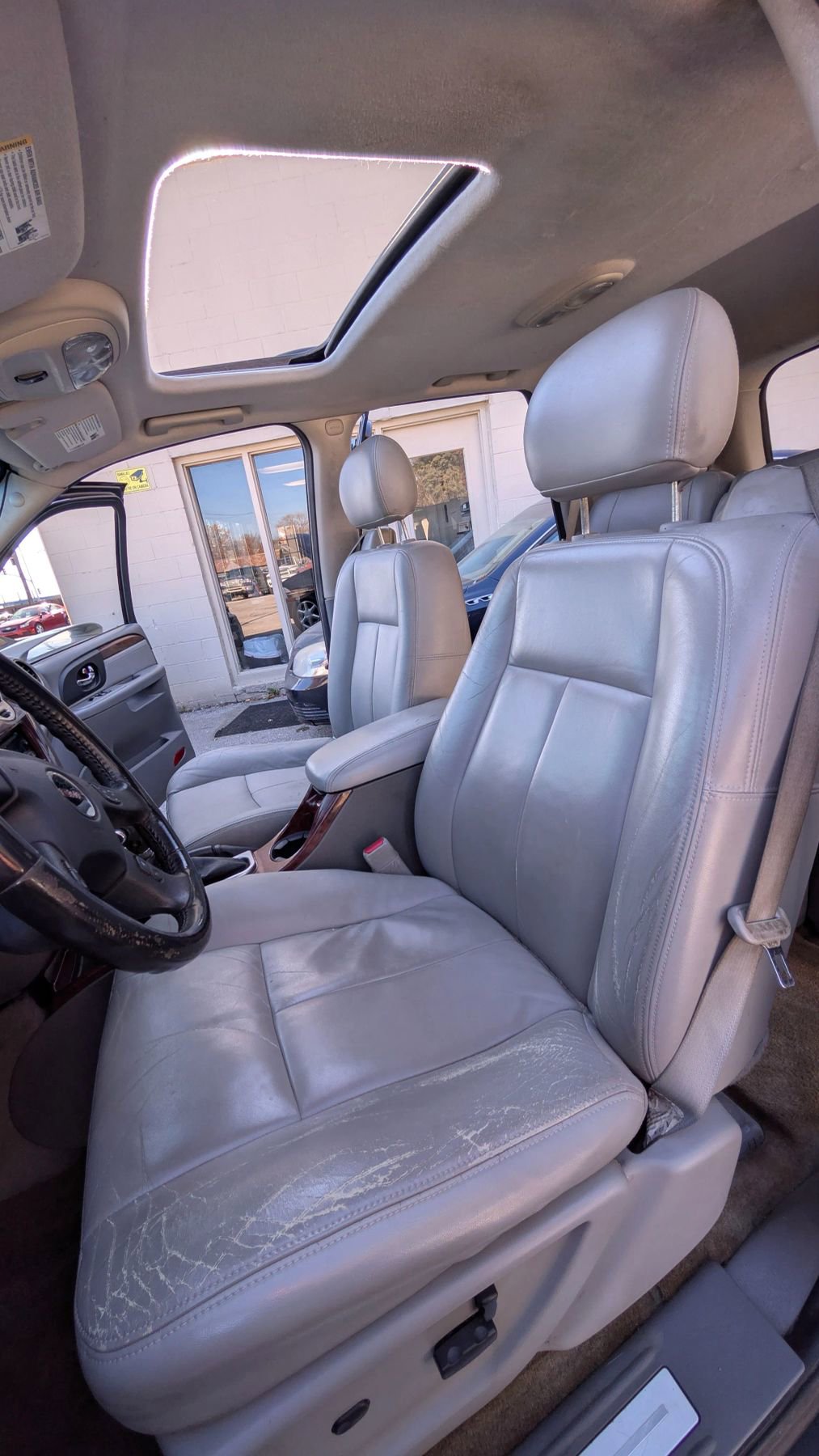 Used 2008 GMC Envoy SLT image 12