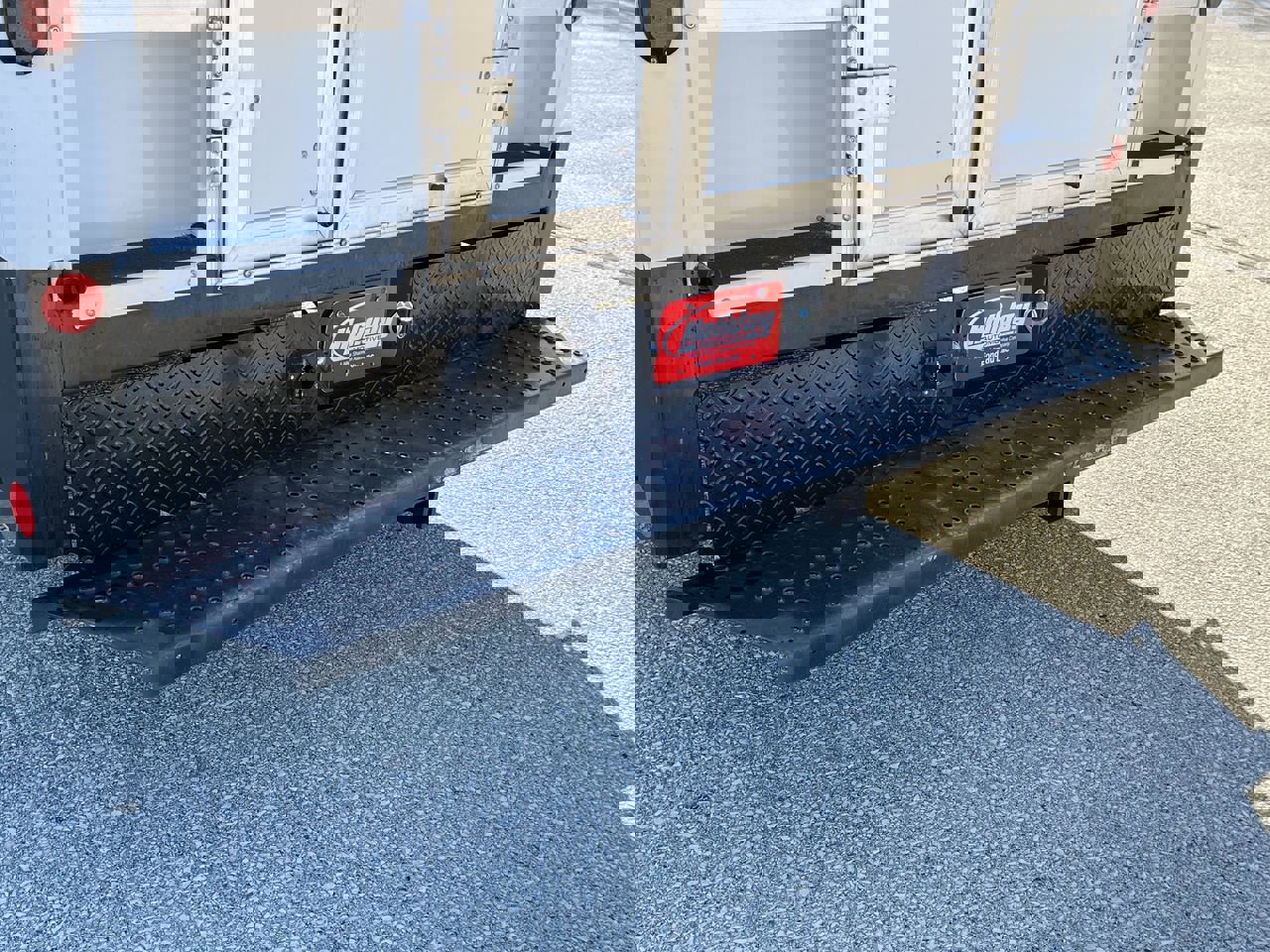 Certified 2024 Ford E-350 and Econoline 350 Super Duty w/ Power Windows & Locks Group image 23