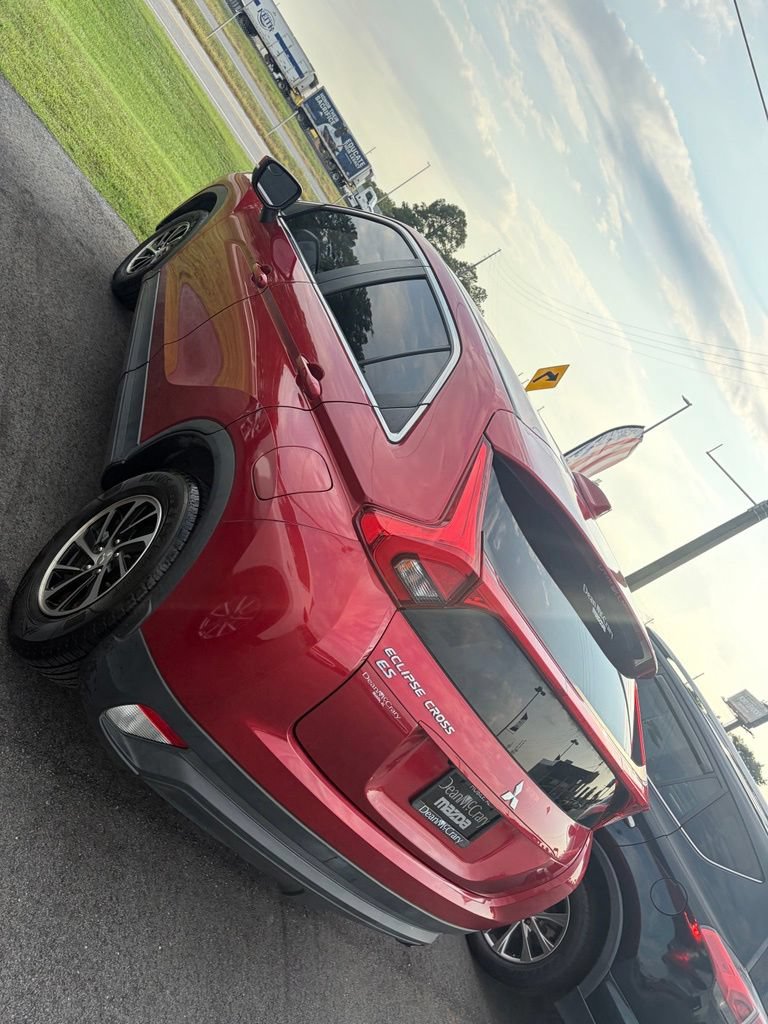 Used 2020 Mitsubishi Eclipse Cross ES FWD image 5