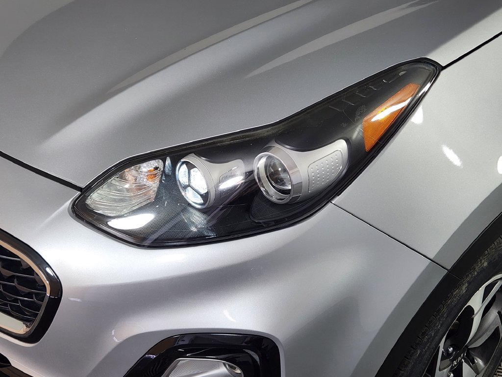 Used 2021 Kia Sportage LX AWD/4WD image 9
