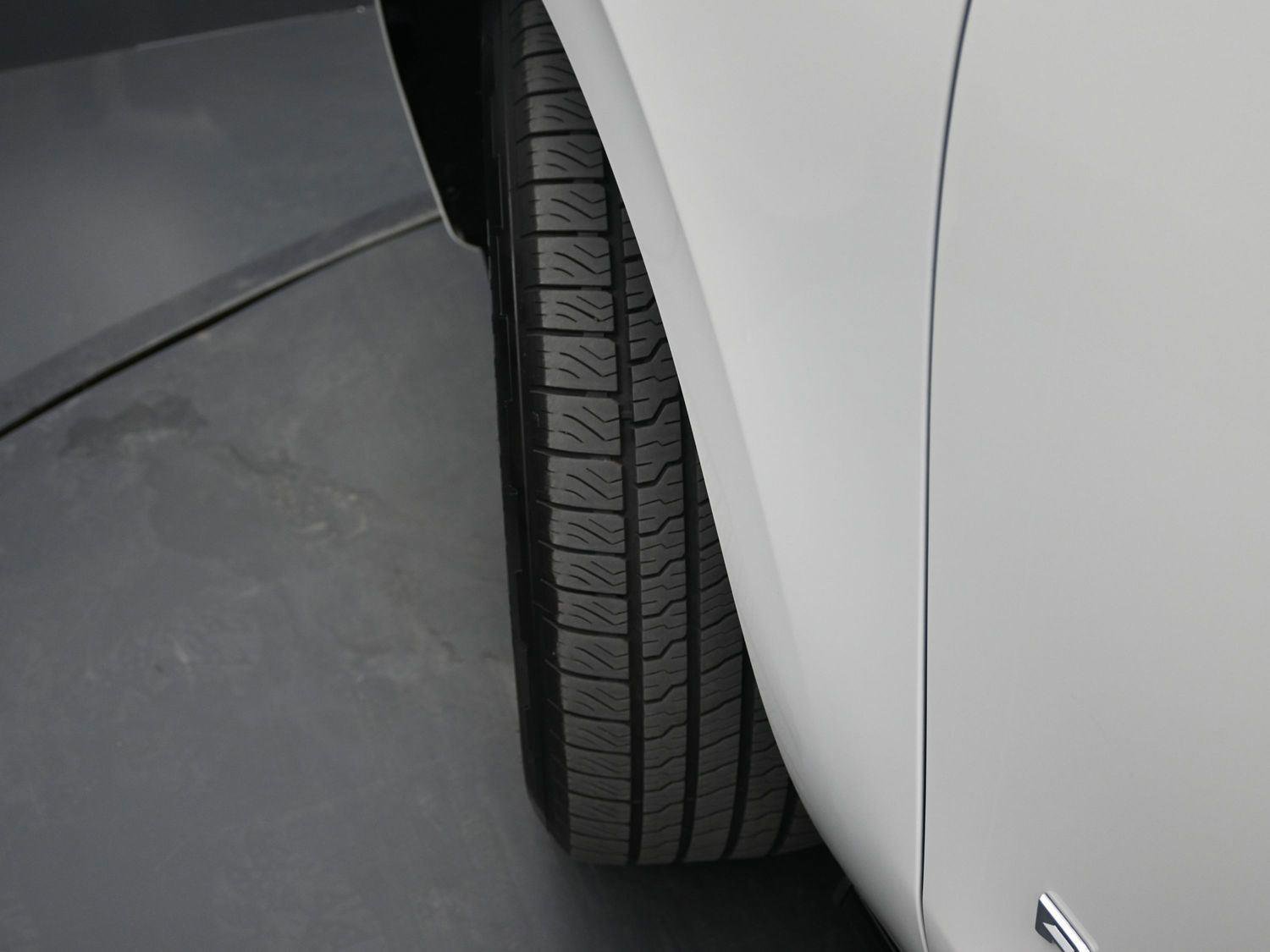 Used 2025 Ford Expedition Platinum image 5