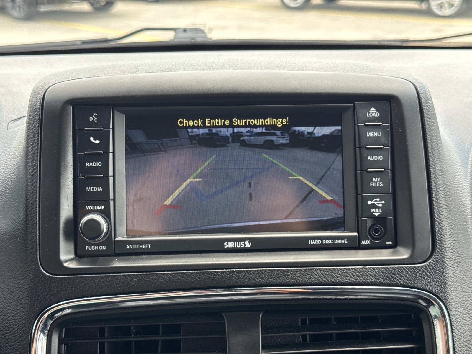 Used 2016 Dodge Grand Caravan R/T w/ Safety Sphere Group FWD image 28