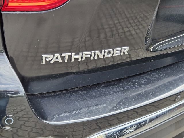 Used 2020 Nissan Pathfinder S image 10