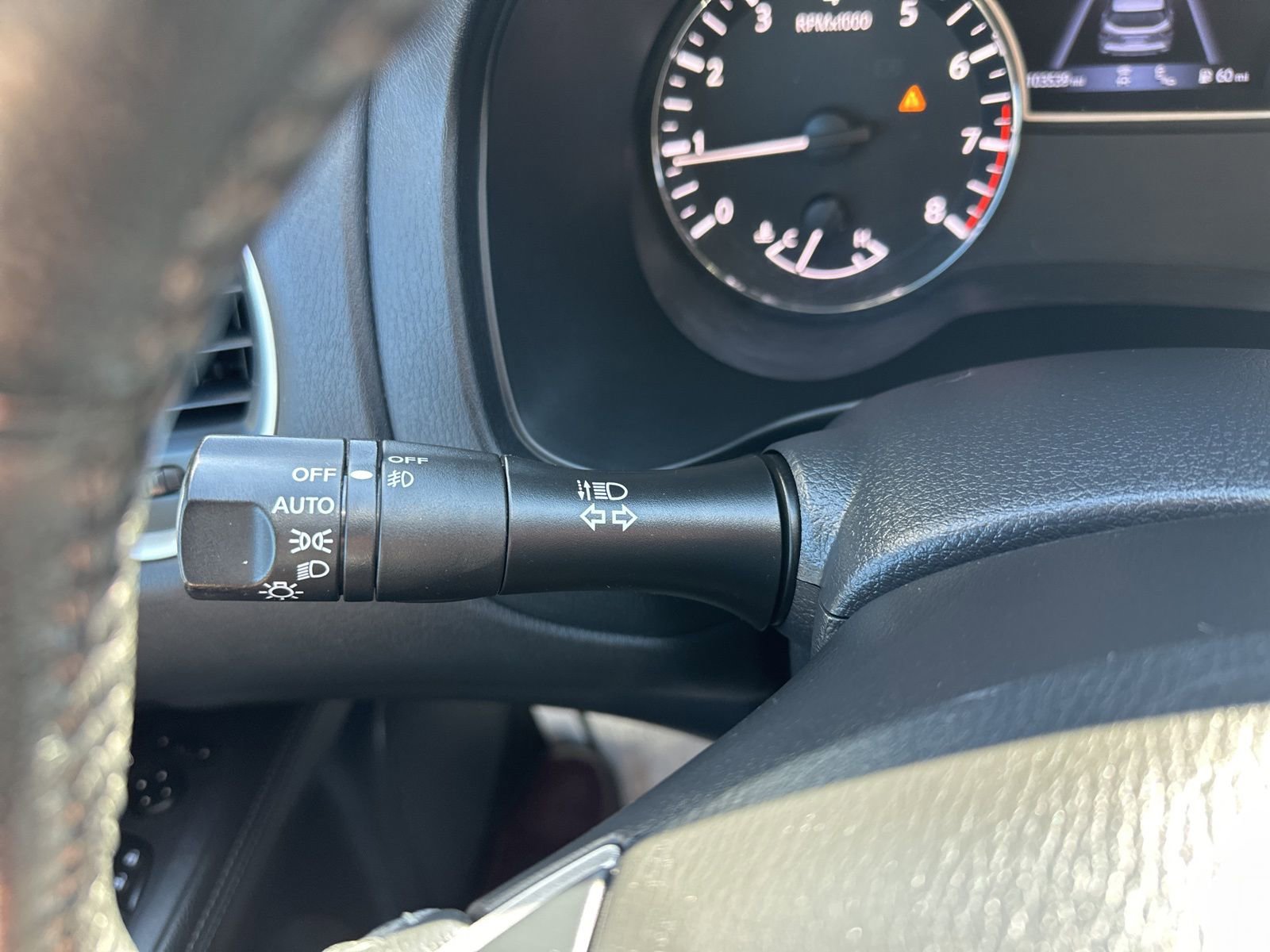 Used 2019 Nissan Pathfinder SL AWD/4WD image 49