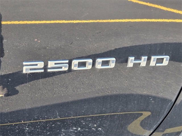 Used 2022 Chevrolet Silverado 2500 LTZ w/ LTZ Convenience Package image 3