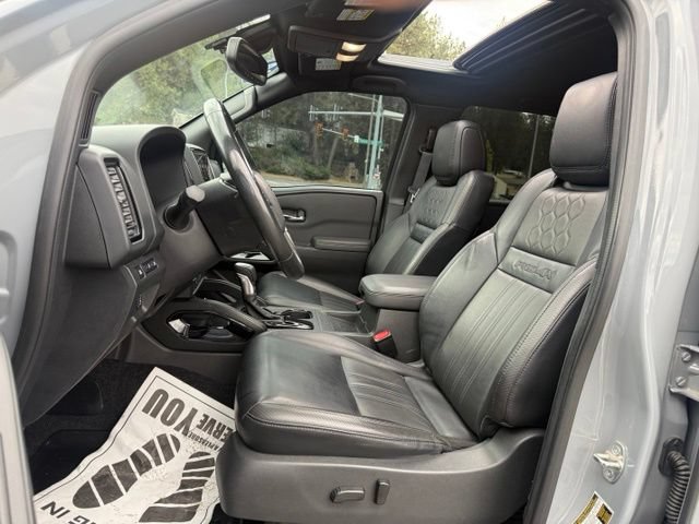 Used 2022 Nissan Frontier PRO-4X w/ Pro-4X Premium Package AWD/4WD image 2