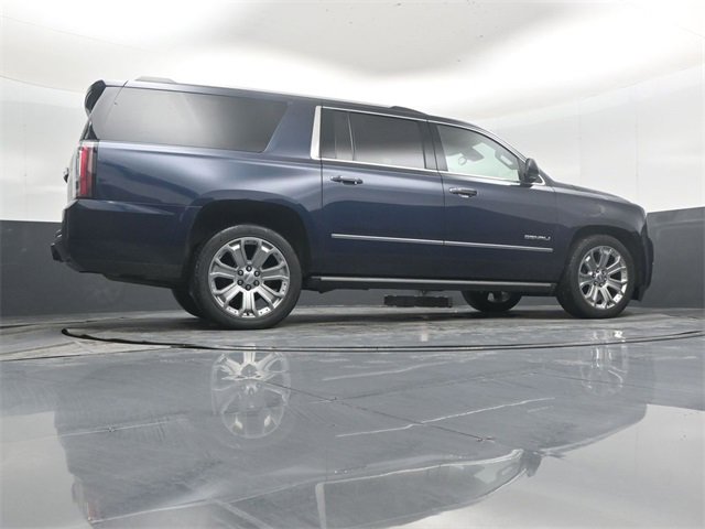 Used 2018 GMC Yukon XL Denali image 41