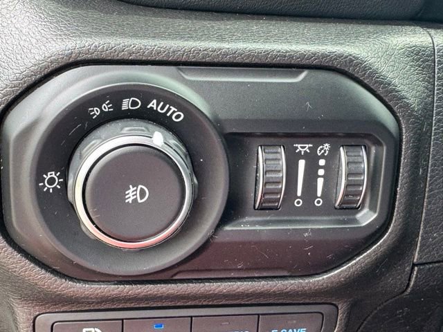 Used 2021 Jeep Wrangler Unlimited Sahara w/ Dual Top Group image 30