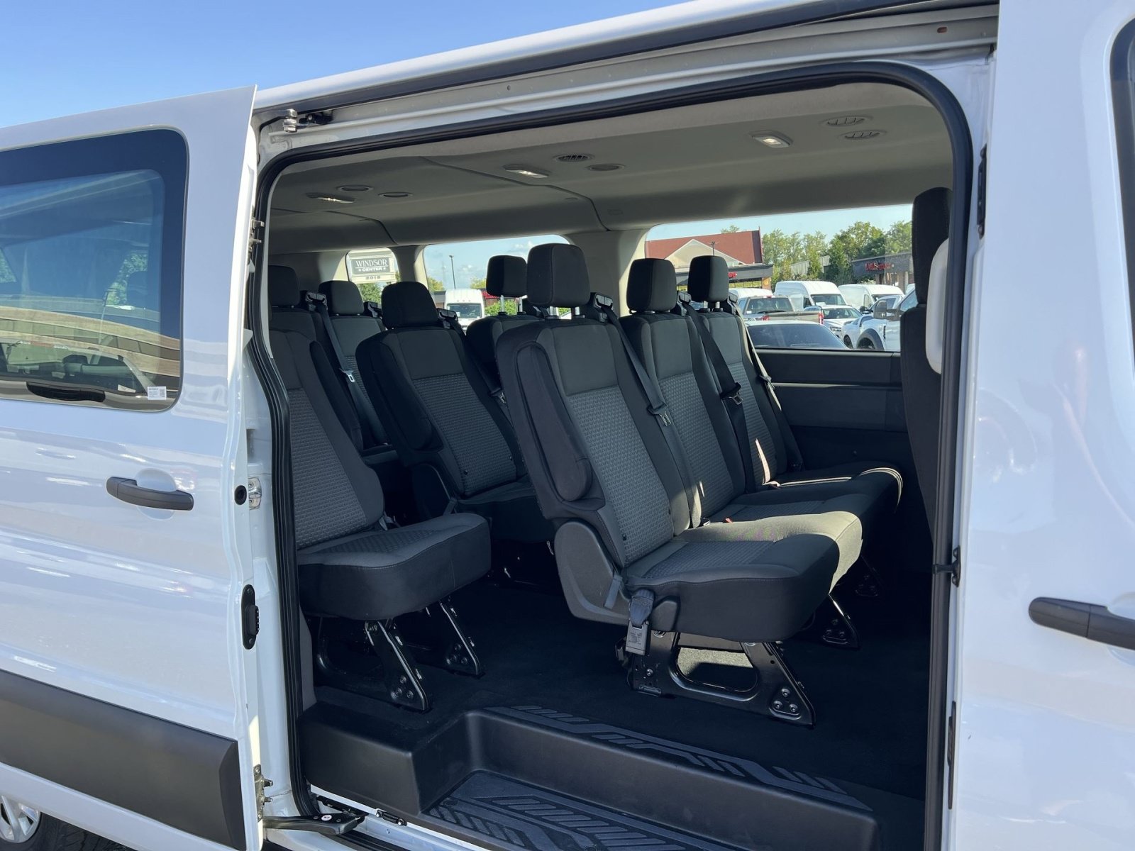 Used 2026 Ford Transit 350 XLT RWD image 25
