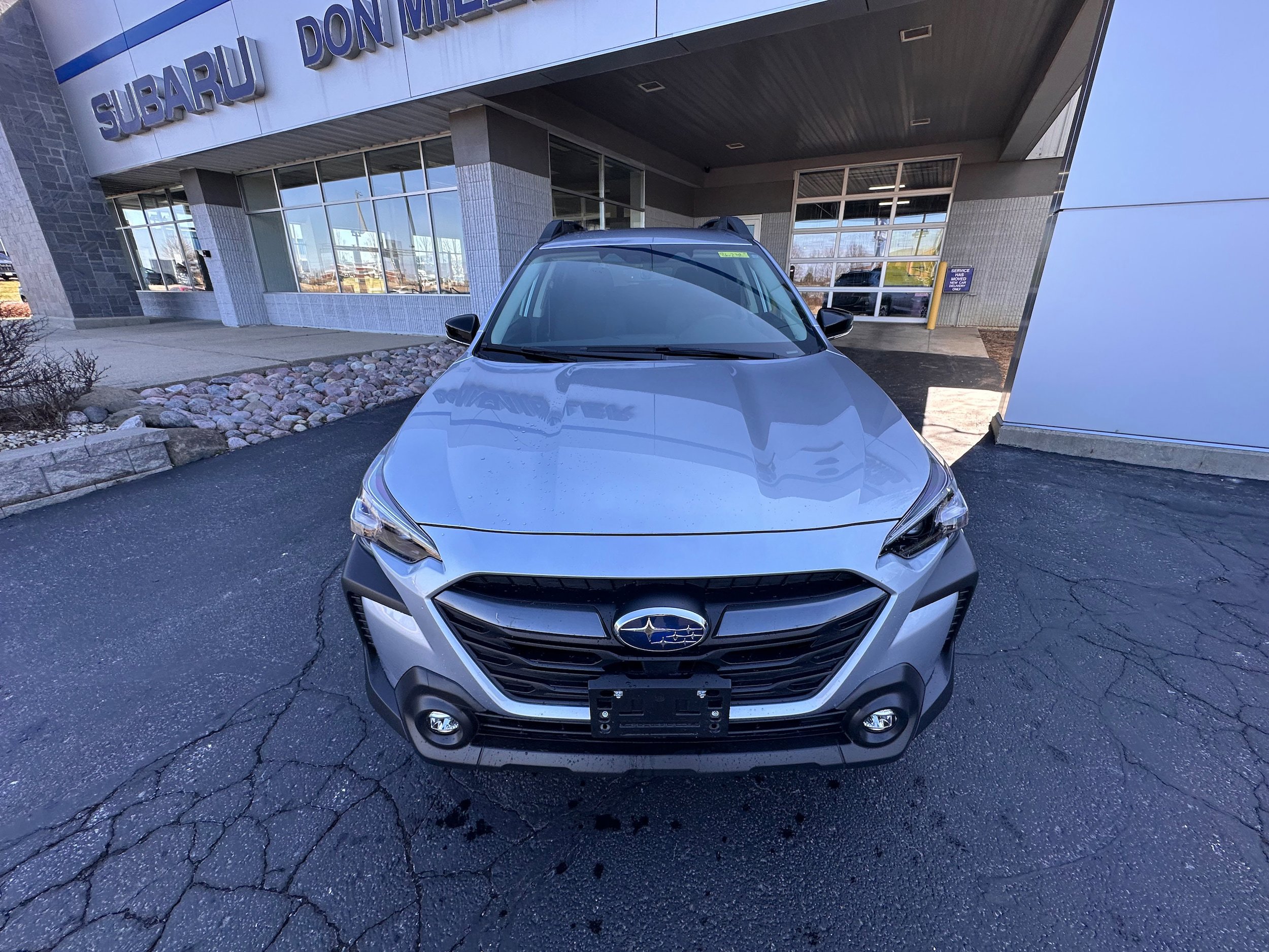 Certified 2025 Subaru Outback Premium image 8