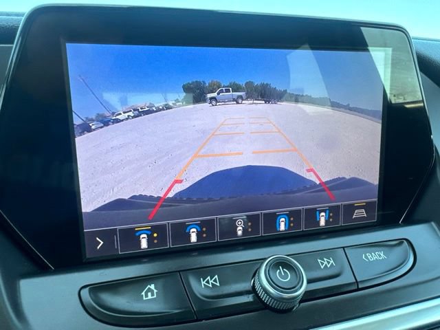 Used 2019 Chevrolet Blazer LT w/ Sound & Technology Package FWD image 23