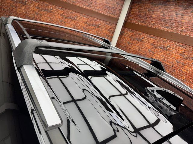 Used 2023 Toyota Highlander Platinum image 25