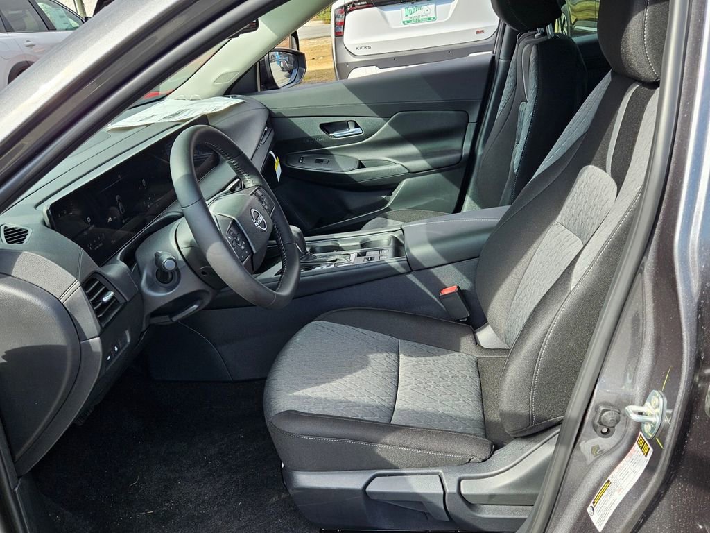 New 2026 Nissan Sentra SV w/ SV Convenience Package image 3