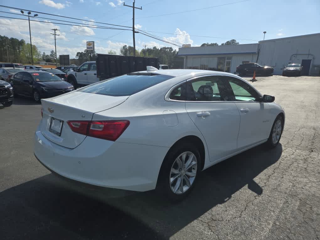 New 2025 Chevrolet Malibu LT FWD image 7