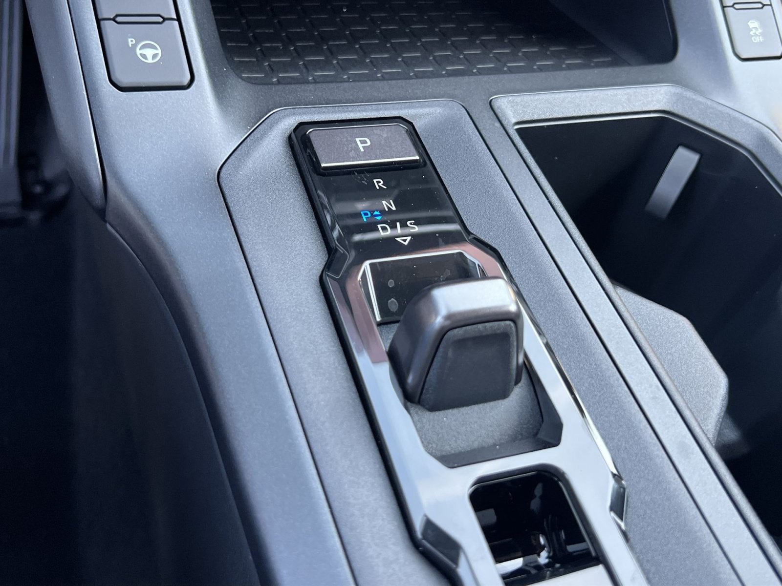 New 2026 Toyota RAV4 XSE AWD/4WD image 17