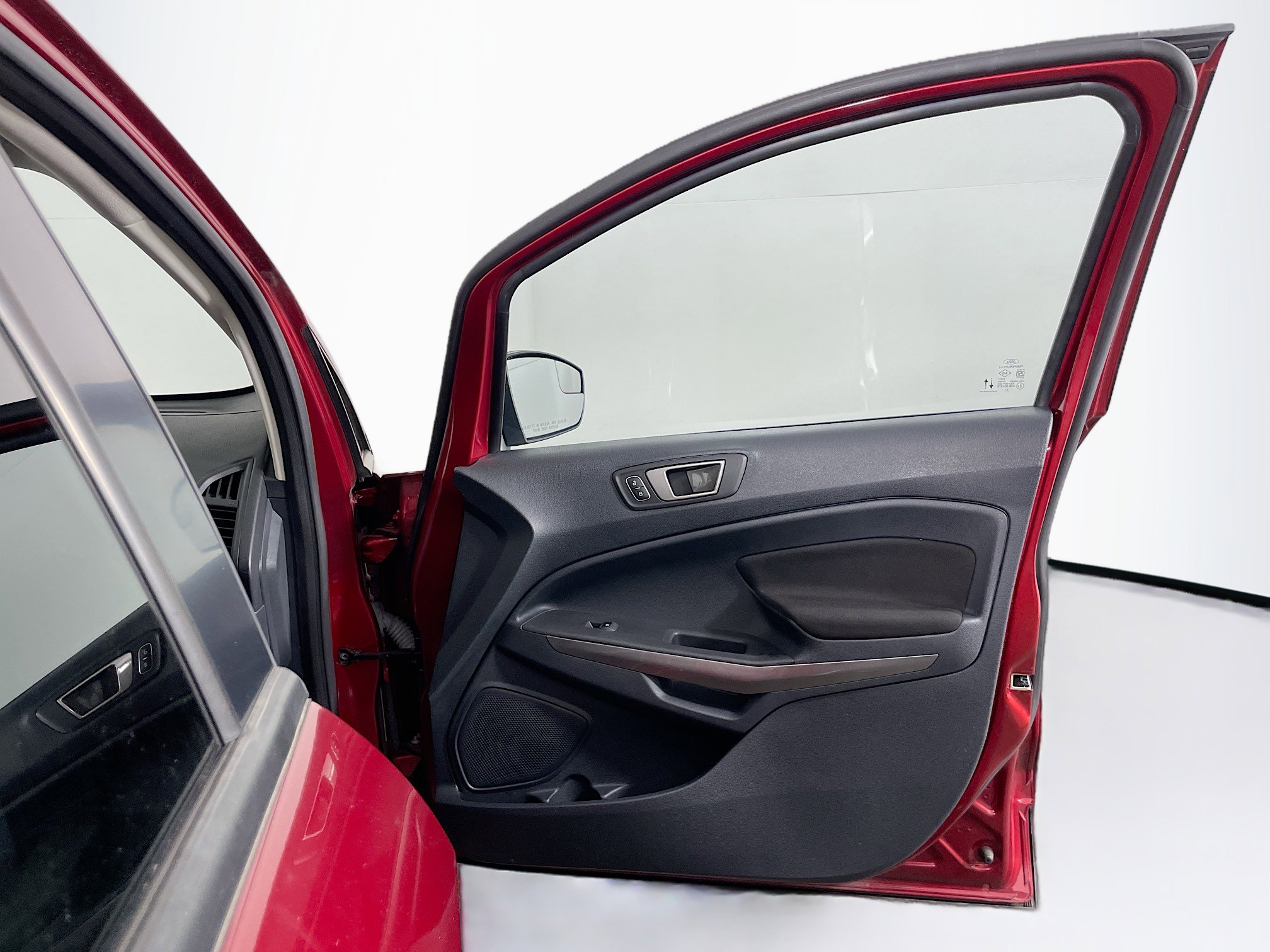 Used 2020 Ford EcoSport SE image 31