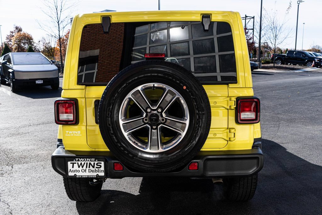 Used 2023 Jeep Wrangler Unlimited Sahara AWD/4WD image 33