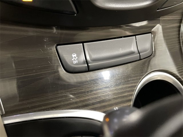 Used 2019 Buick Envision Essence image 29