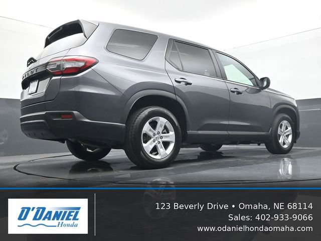 Used 2023 Honda Pilot LX image 12