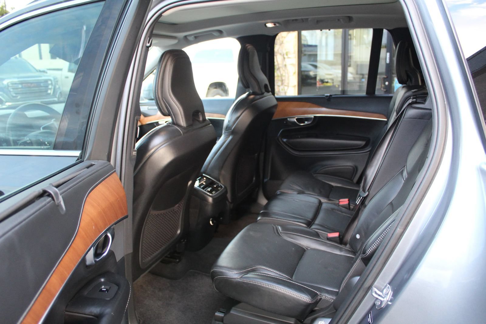 Used 2019 Volvo XC90 T6 Inscription w/ Protection Package Premier AWD/4WD image 13