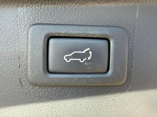 Used 2017 Subaru Outback 2.5i Limited image 8