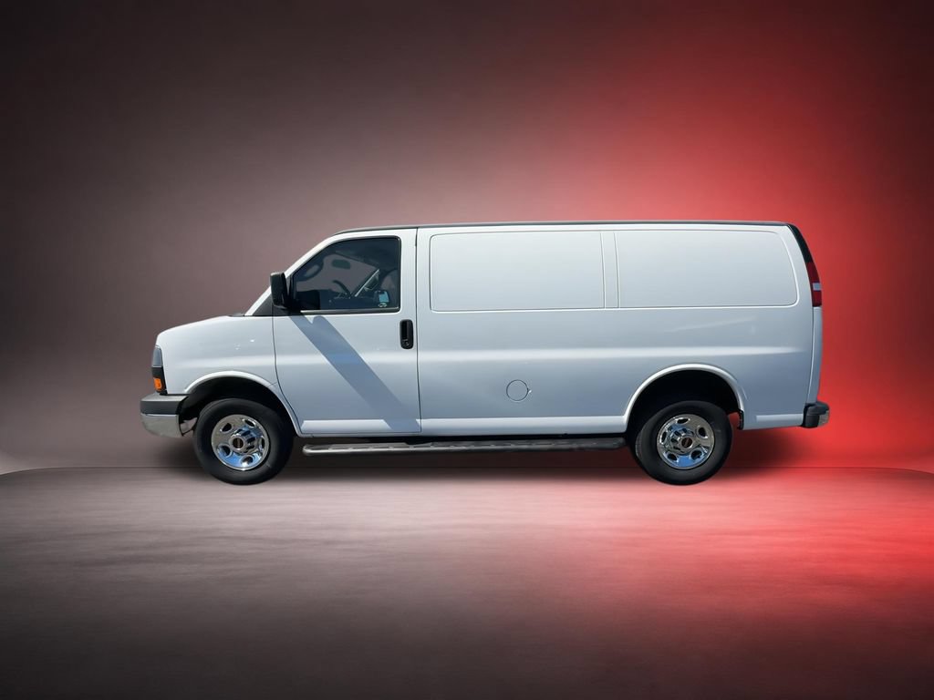 Certified 2024 GMC Savana 2500 w/ Driver Convenience Package RWD image 5