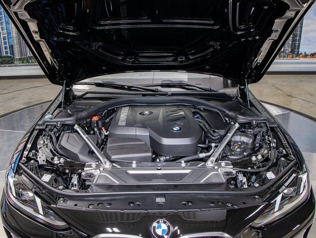Used 2026 BMW 430i xDrive Coupe w/ Convenience Package AWD/4WD image 5