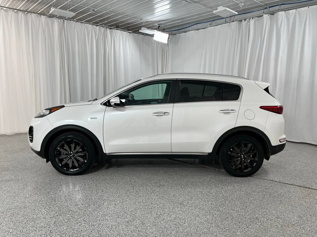 Used 2019 Kia Sportage EX w/ EX Sport Appearance Package AWD/4WD image 2