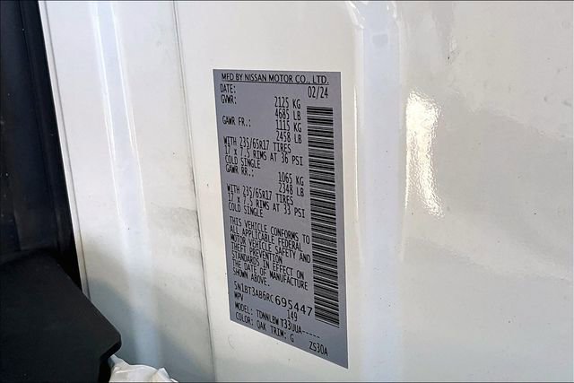 Used 2024 Nissan Rogue S image 14