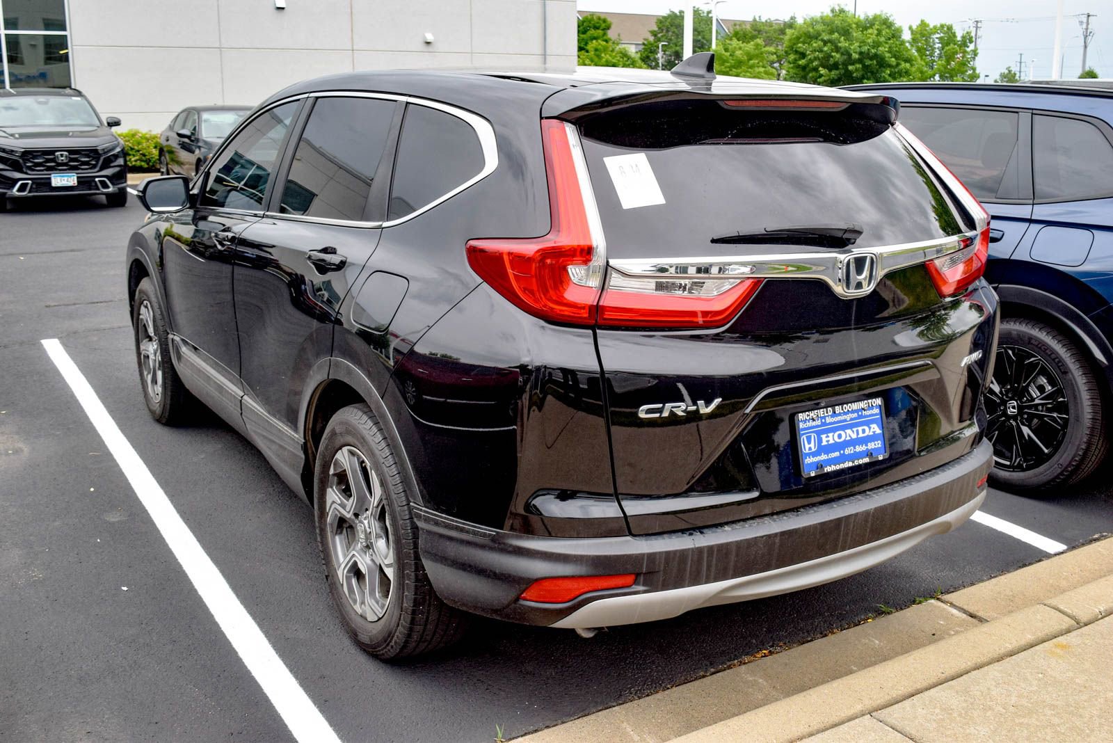 Used 2019 Honda CR-V EX image 7