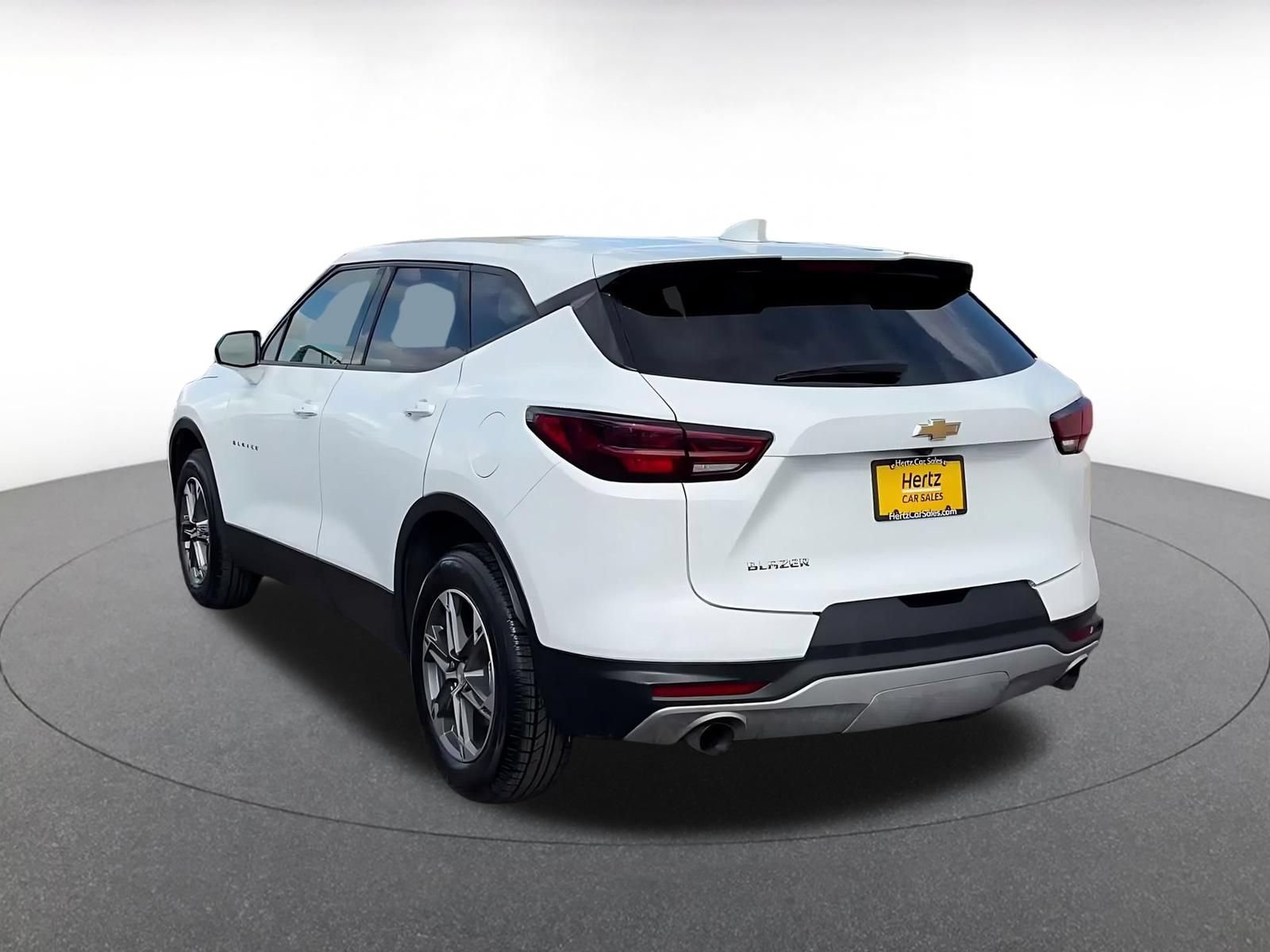 Used 2025 Chevrolet Blazer LT FWD image 10