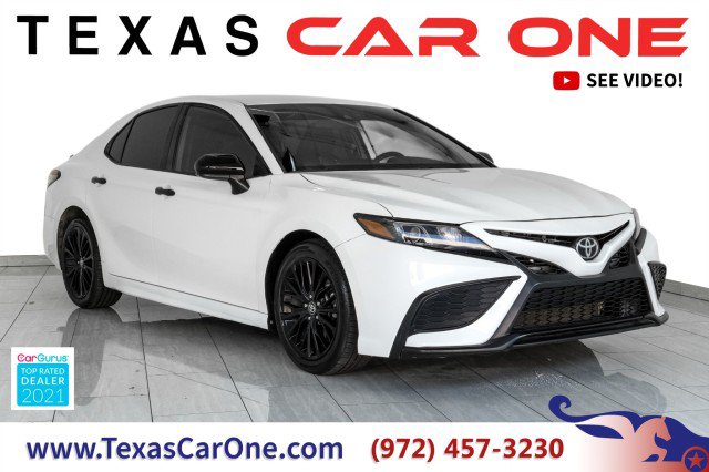 Used 2021 Toyota Camry SE FWD image 1