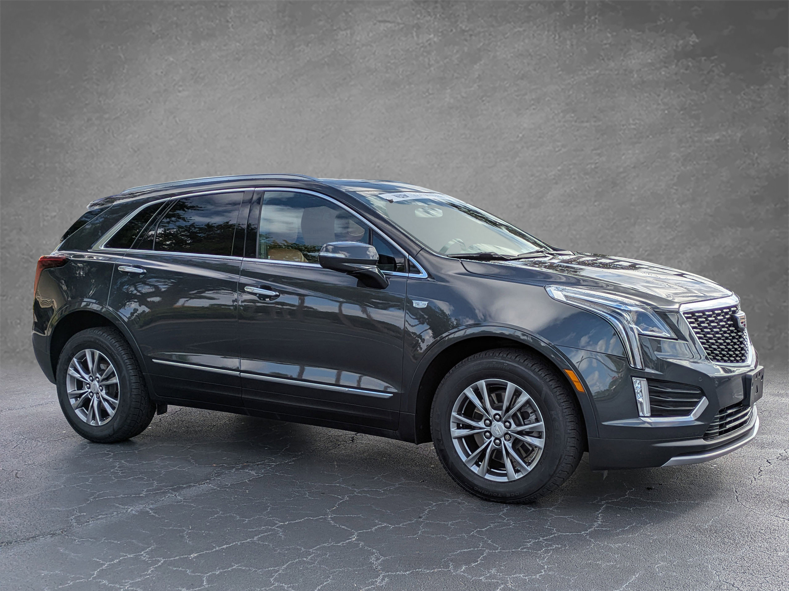 Certified 2023 Cadillac XT5 Premium Luxury AWD/4WD image 7
