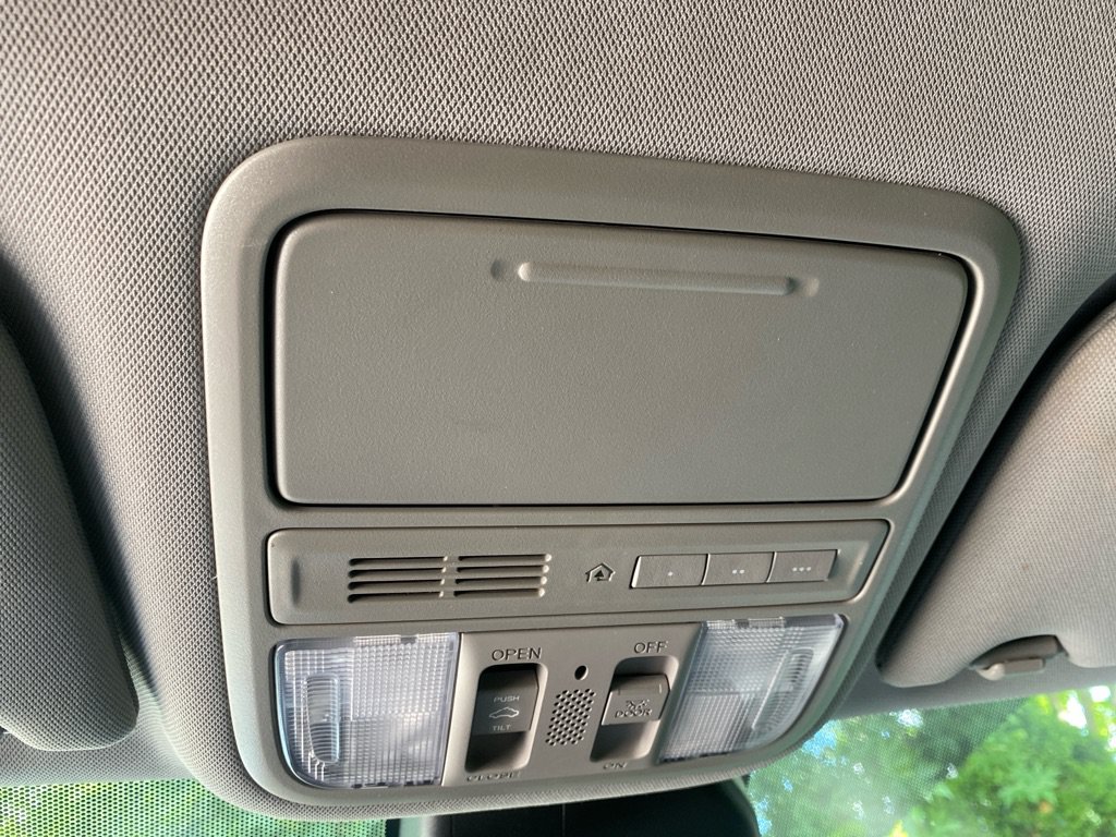 Used 2017 Honda Odyssey EX-L image 18
