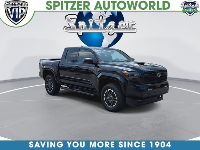 Used 2025 Toyota Tacoma TRD Sport AWD/4WD image 3
