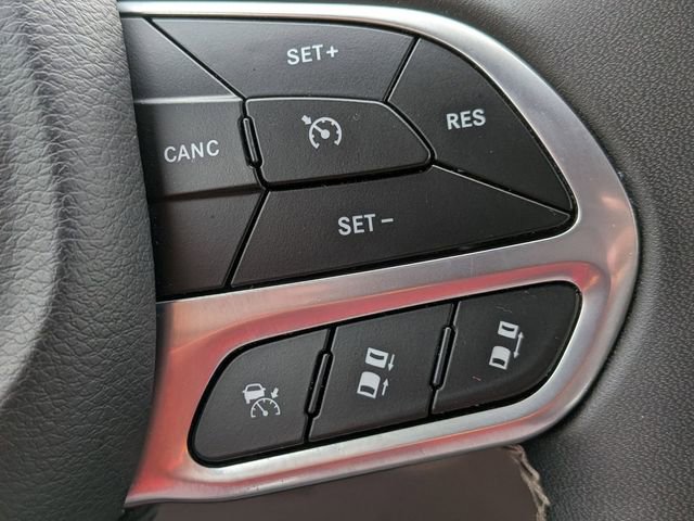 Certified 2023 Chrysler Pacifica Touring-L image 20