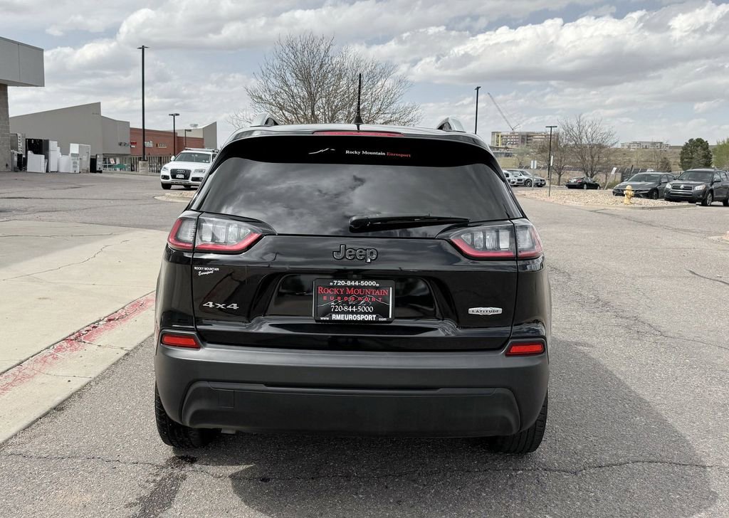 Used 2020 Jeep Cherokee Latitude AWD/4WD image 7